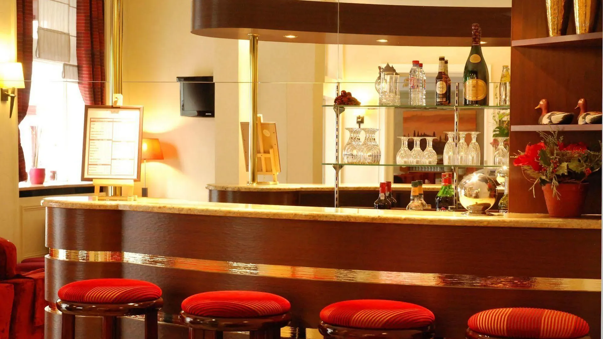 Hotel Relais du Pré Parigi 3*,  Francia