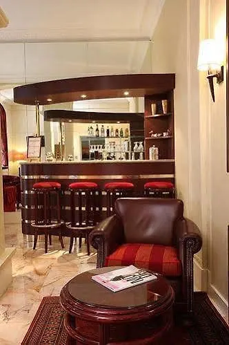 Hotel Relais du Pré Parigi 3*,