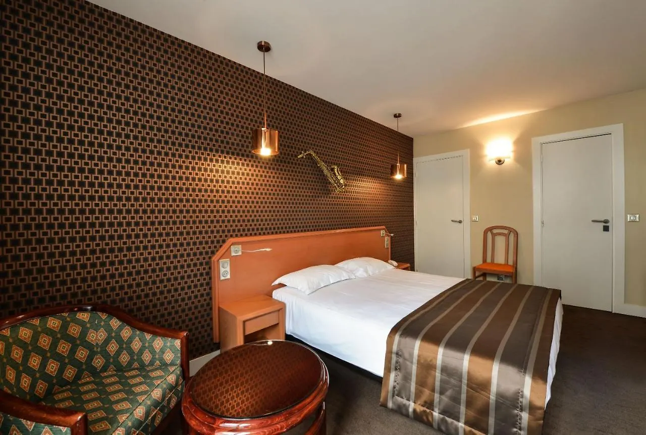 Hotel Relais du Pré Parigi 3*,